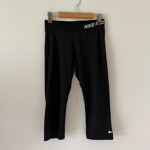 NIKE PRO DRI-fit crop leggings
